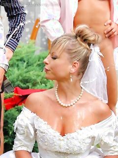 Невесту обоссали на свадьбе