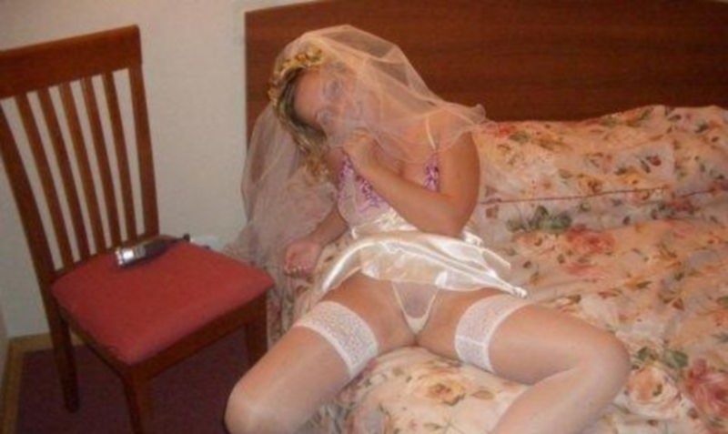 Сексуальные забавы во время свадьбы